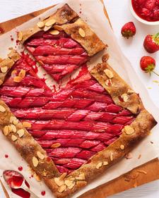 IMG-8-TrinaTurl-Photographer-Strawberry-Rhubarb-Galette-1.jpg